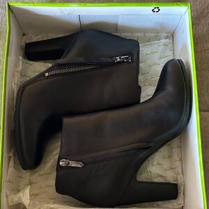 Sam Edelman Sadee Black Leather Ankle Booties